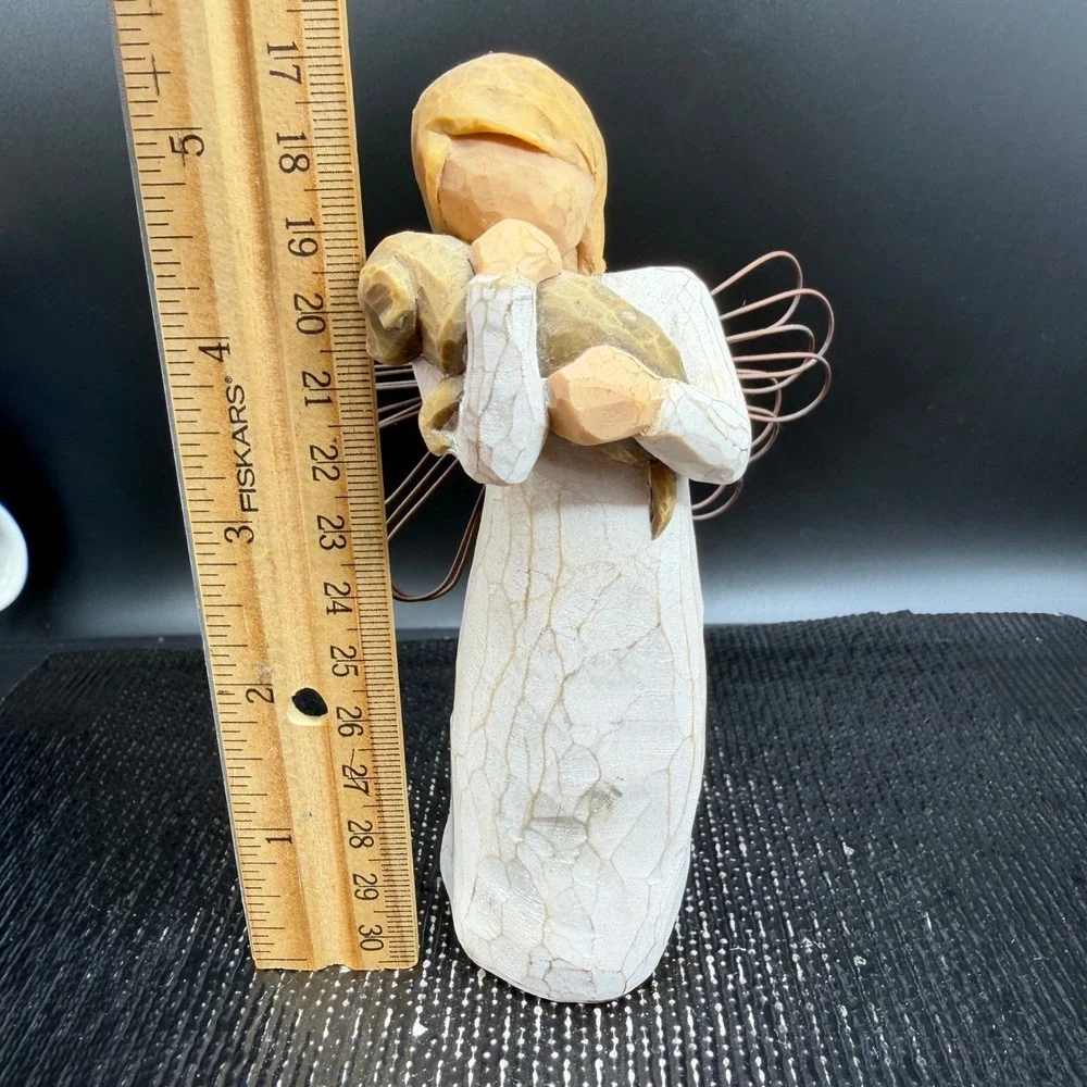 Willow Tree Angel of Friendship Figurine Susan Lordi Demdaco Dog Puppy 5 Inch